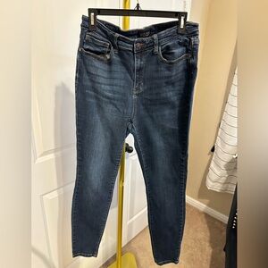 Judy Blue Dark Wash Skinny Jeans size 13 inseam:29”
